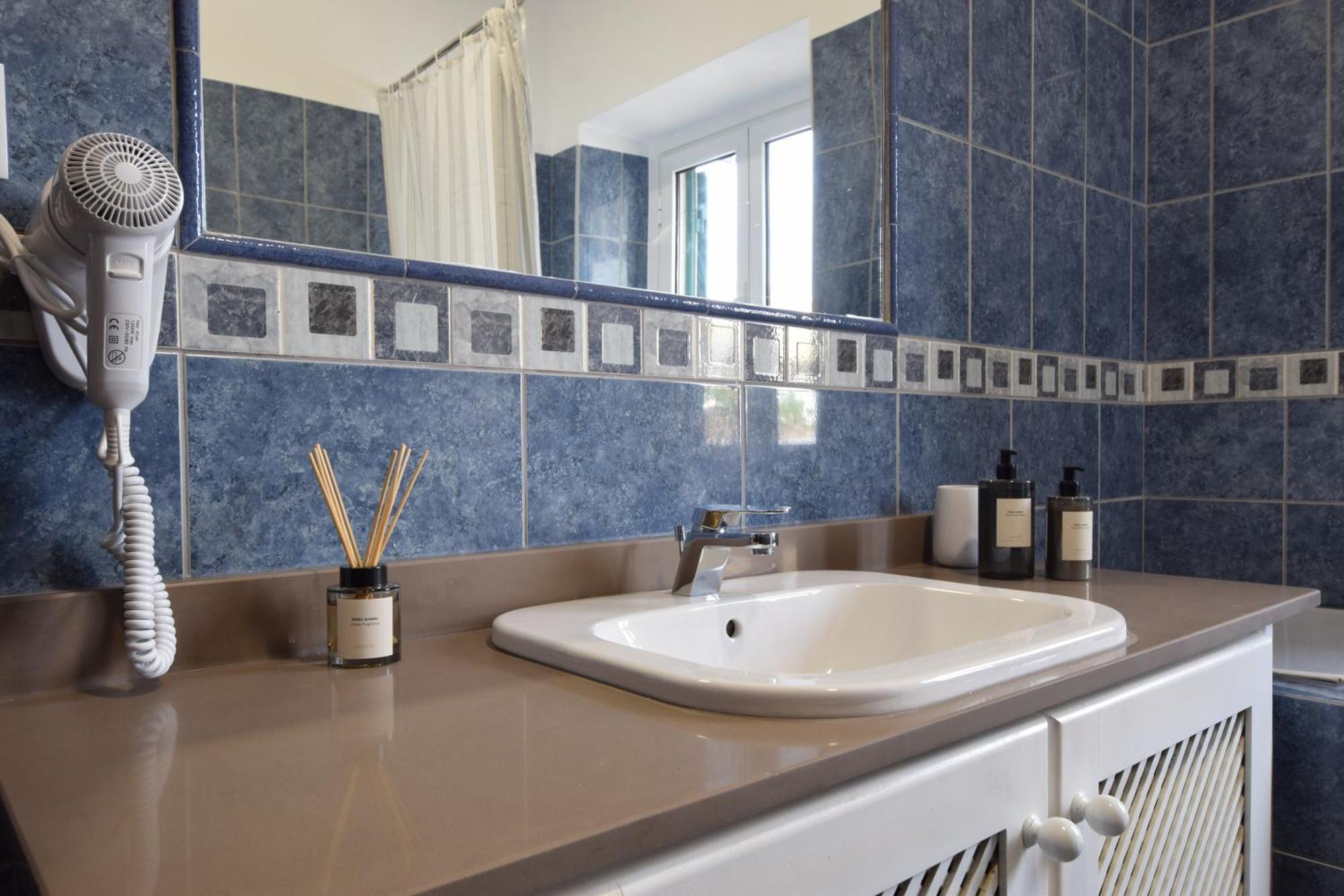 Urban Bliss Guesthouse I Фаро Екстериор снимка